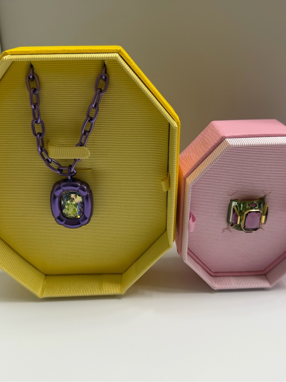 NIB- Swarovski Cocktail Ring And Necklace Set Size 5 1/4 Ring